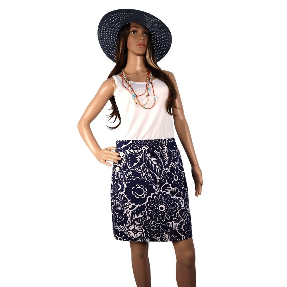 Talbots Navy & White Floral Print High-Waisted‎ Side Button Skirt Size 6 Petite
